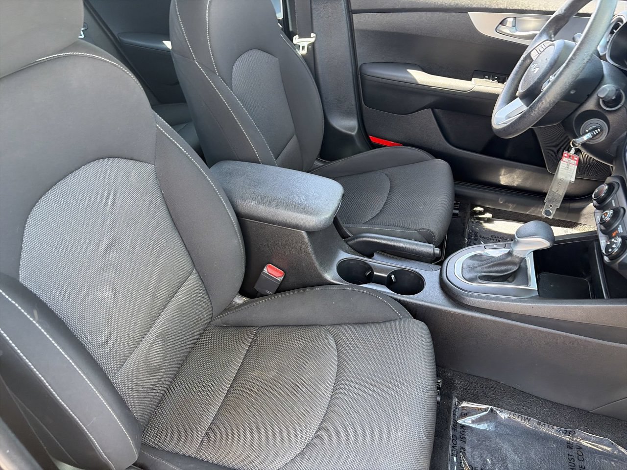 Used 2023 Kia Forte LXS w/ LXS Technology Package FWD image 10