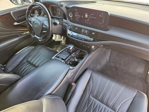 Used 2022 Lexus LS 500 AWD w/ Interior Upgrade Package image 26