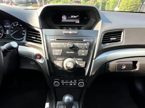 Used 2016 Acura ILX image 32