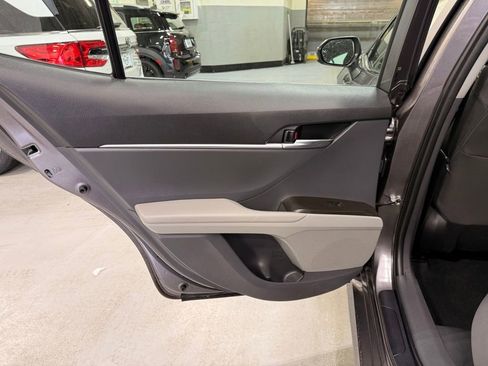Used 2022 Toyota Camry LE FWD image 20
