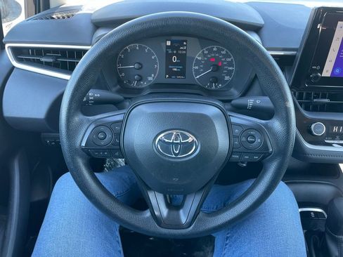 Used 2024 Toyota Corolla LE image 20