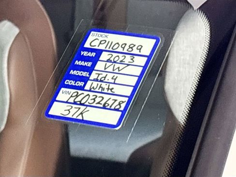 Certified 2023 Volkswagen ID.4 Pro image 25