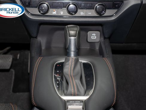 Certified 2025 Honda HR-V Sport image 25
