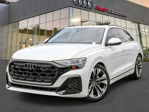 Used 2024 Audi Q8 Prestige w/ Prestige Package AWD/4WD image 1
