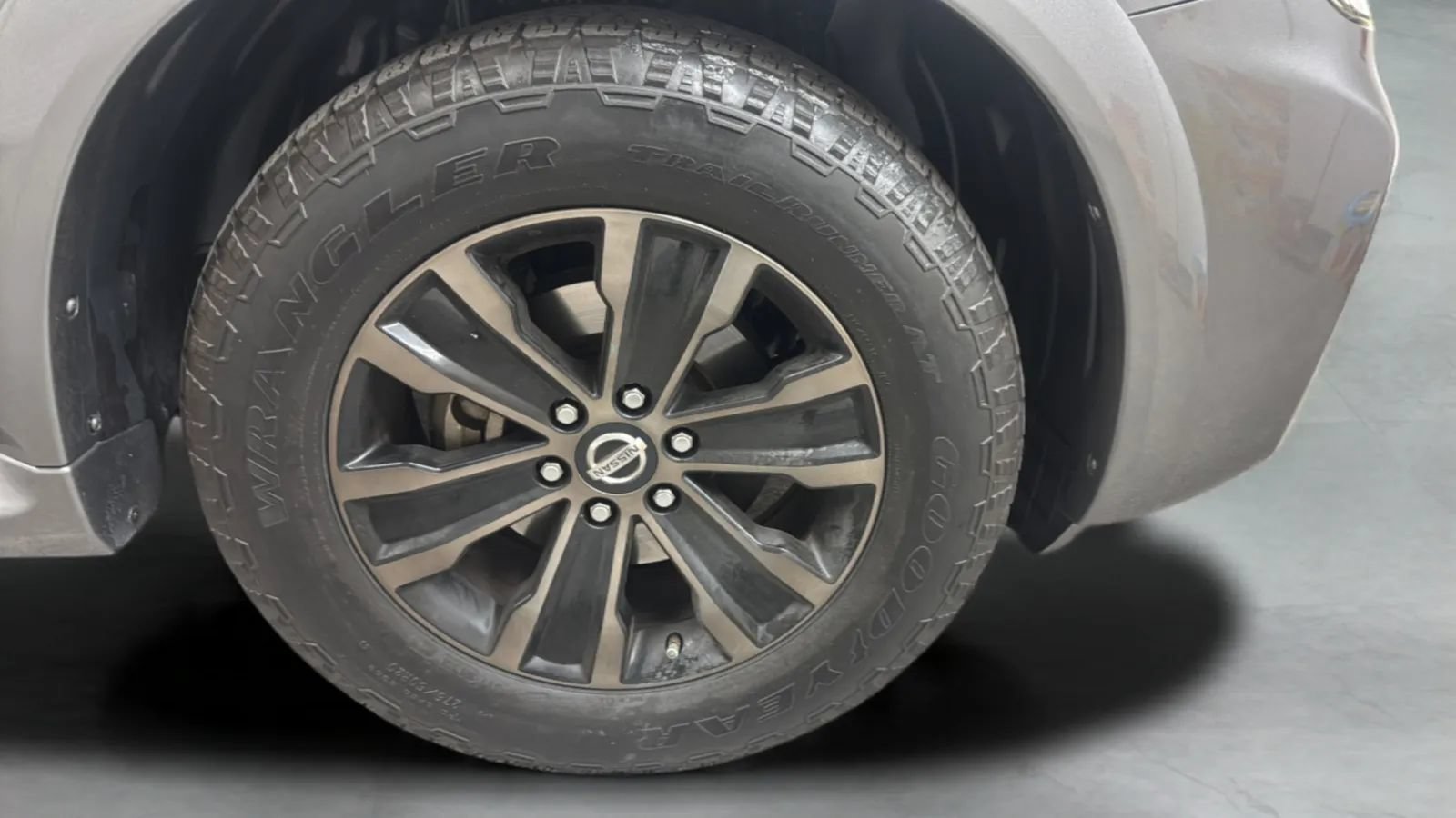 Used 2018 Nissan Armada Platinum RWD image 26