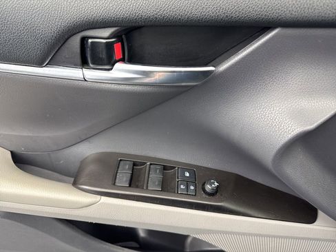 Used 2021 Toyota Camry LE w/ Cold Weather Package image 28