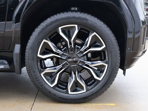 New 2025 GMC Sierra EV Denali image 46