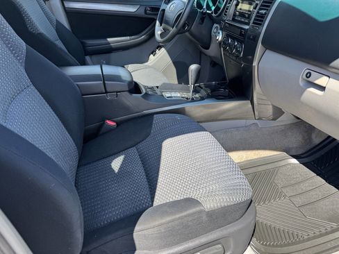 Used 2006 Toyota 4Runner Sport image 17