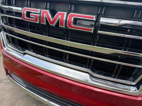 Used 2023 GMC Yukon XL SLT RWD image 33