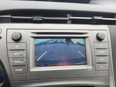Used 2015 Toyota Prius Two FWD image 19