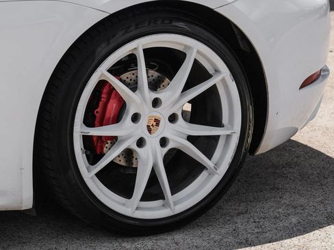 Used 2018 Porsche 718 Cayman S w/ Sportdesign Package RWD image 44