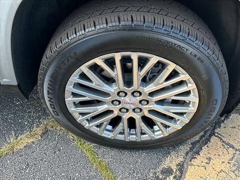 Certified 2024 GMC Acadia Denali w/ Super Cruise Package FWD image 36
