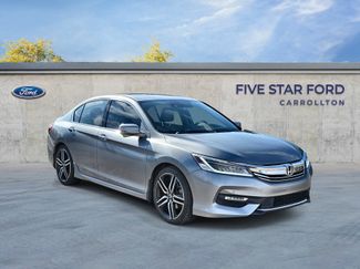 Used 2017 Honda Accord Touring video 1