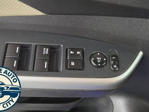 Used 2016 Honda CR-V Touring image 26