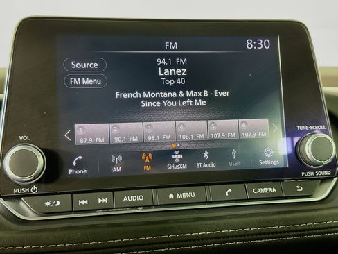 Used 2022 Nissan Rogue S FWD image 16