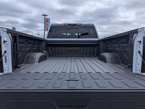 New 2026 GMC Sierra 3500 Denali Ultimate w/ LPO, Black Badging Package AWD/4WD image 6