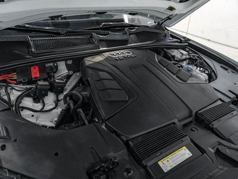 Used 2017 Audi Q7 3.0T Premium Plus image 56