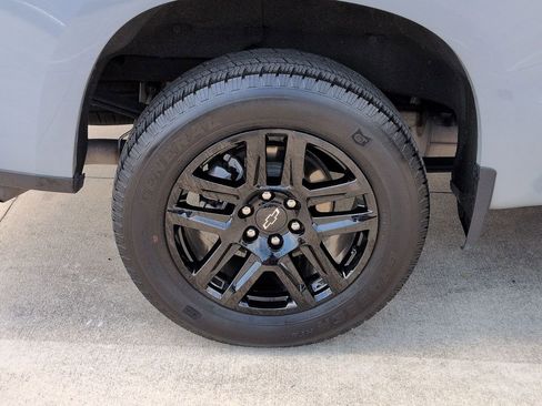 Used 2024 Chevrolet Silverado 1500 Custom RWD image 27
