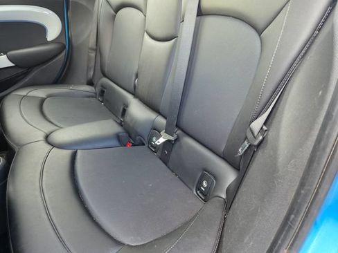 Used 2016 MINI Cooper 4-Door Hardtop FWD image 10