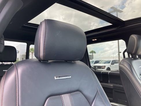 Used 2022 Ford F250 Platinum w/ FX4 Off-Road Package AWD/4WD image 13