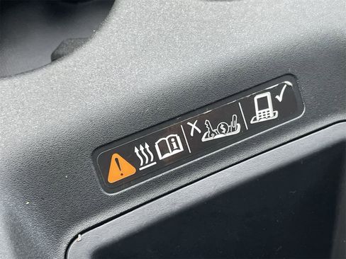 Certified 2024 Honda Prologue EX image 32