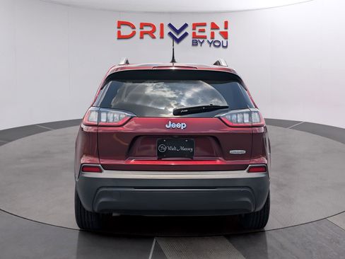 Used 2019 Jeep Cherokee Latitude w/ Popular Appearance Group FWD image 4