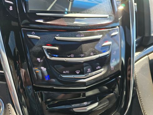 Used 2018 Cadillac Escalade ESV Platinum AWD/4WD image 14