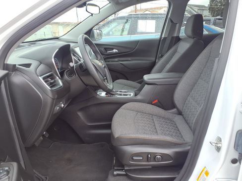 Used 2024 Chevrolet Equinox LT AWD/4WD image 21