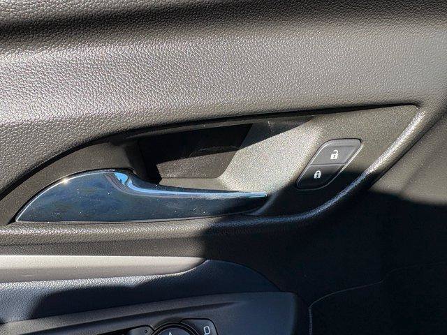 Used 2023 Chevrolet Bolt EUV LT w/ Convenience Package FWD image 19
