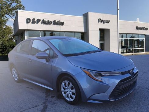Used 2024 Toyota Corolla LE image 1