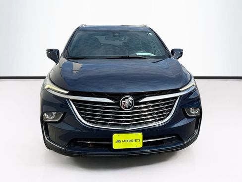 Used 2023 Buick Enclave Essence AWD/4WD image 2