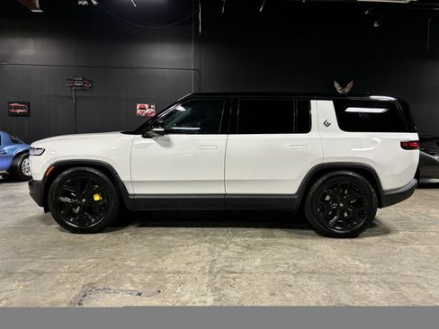 Used 2024 Rivian R1S Adventure AWD/4WD image 6