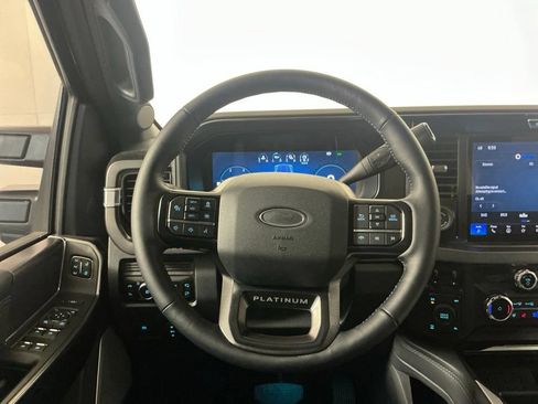 Used 2026 Ford F250 Platinum AWD/4WD image 16