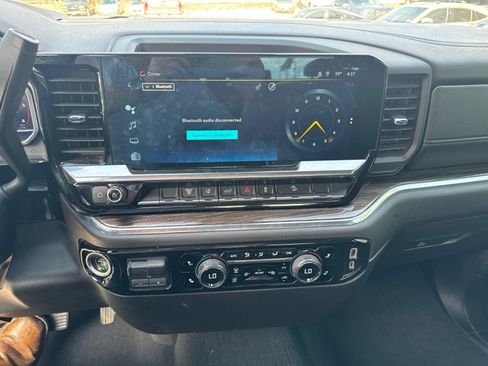 Used 2024 Chevrolet Silverado 2500 LT AWD/4WD image 13
