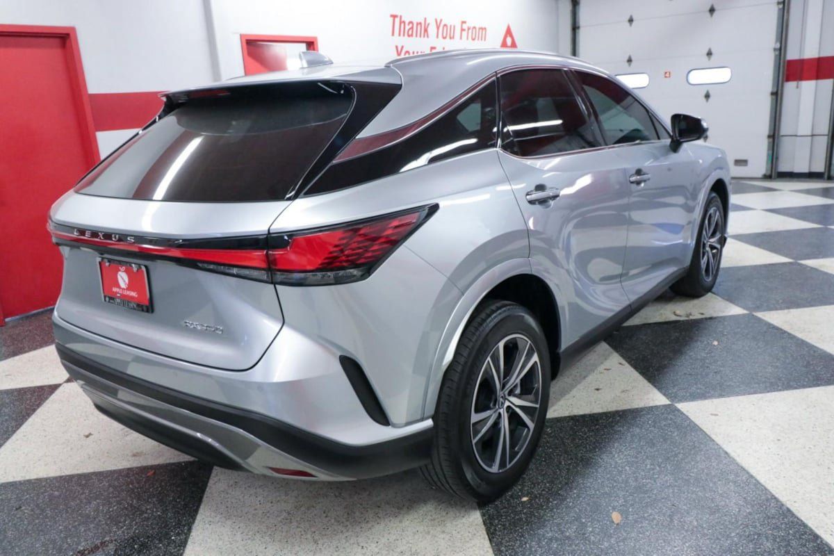 Used 2023 Lexus RX 350 Premium w/ Accessory Package (Z1) FWD image 7
