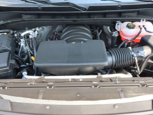 New 2026 GMC Yukon AT4 Ultimate w/ LPO, Floor Liner Package AWD/4WD image 16