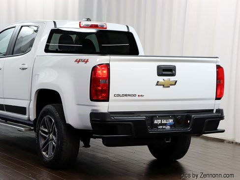 Used 2019 Chevrolet Colorado W/T w/ Custom Special Edition image 8