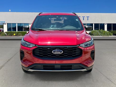 Certified 2025 Ford Escape ST-Line FWD image 2