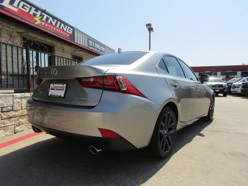 Used 2016 Lexus IS 200t w/ F Sport Package RWD image 4