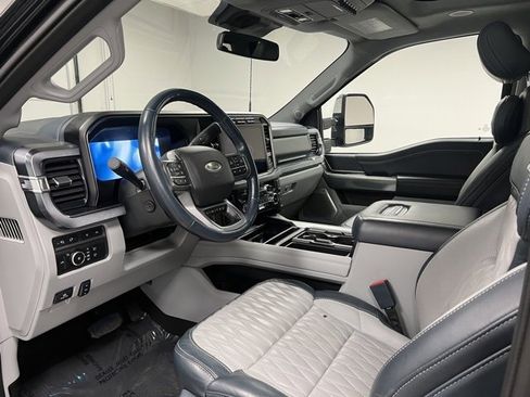 Used 2024 Ford F350 Limited w/ FX4 Off-Road Package image 17