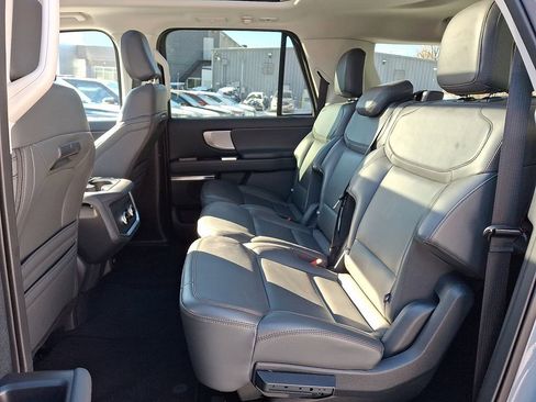 Certified 2025 Ford Expedition Max Active image 10