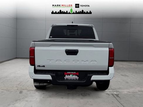 New 2026 Toyota Tacoma TRD Off-Road w/ TRD Off Road Upgrade Package AWD/4WD image 4