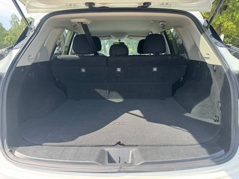 Used 2015 Nissan Murano SV FWD image 13