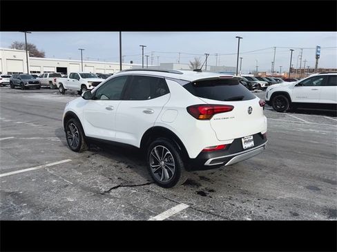 Certified 2022 Buick Encore GX Select image 6