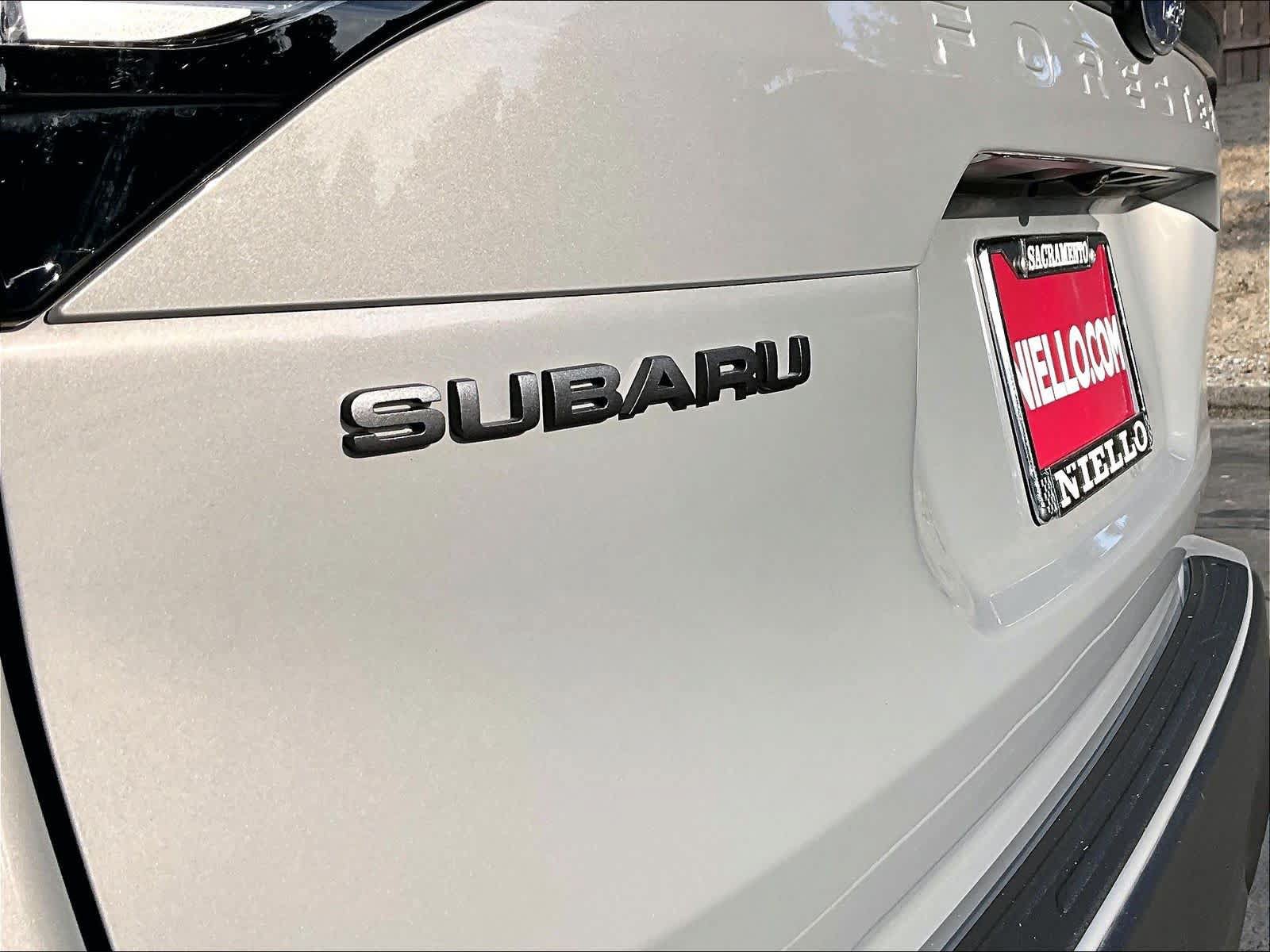 Used 2025 Subaru Forester Premium AWD/4WD image 11