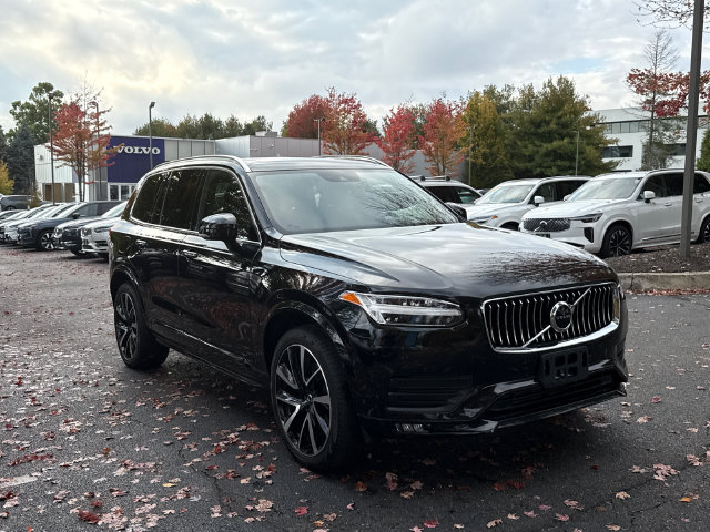 Used 2021 Volvo XC90 T6 Momentum w/ Climate Package AWD/4WD image 5