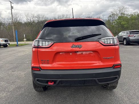Used 2021 Jeep Cherokee Trailhawk w/ Sun, Sound & Nav Group AWD/4WD image 6