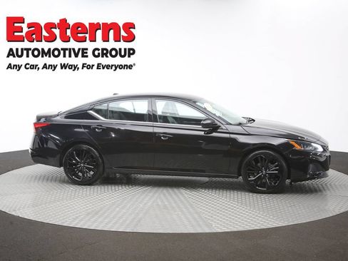 Used 2024 Nissan Altima 2.5 SR FWD image 47