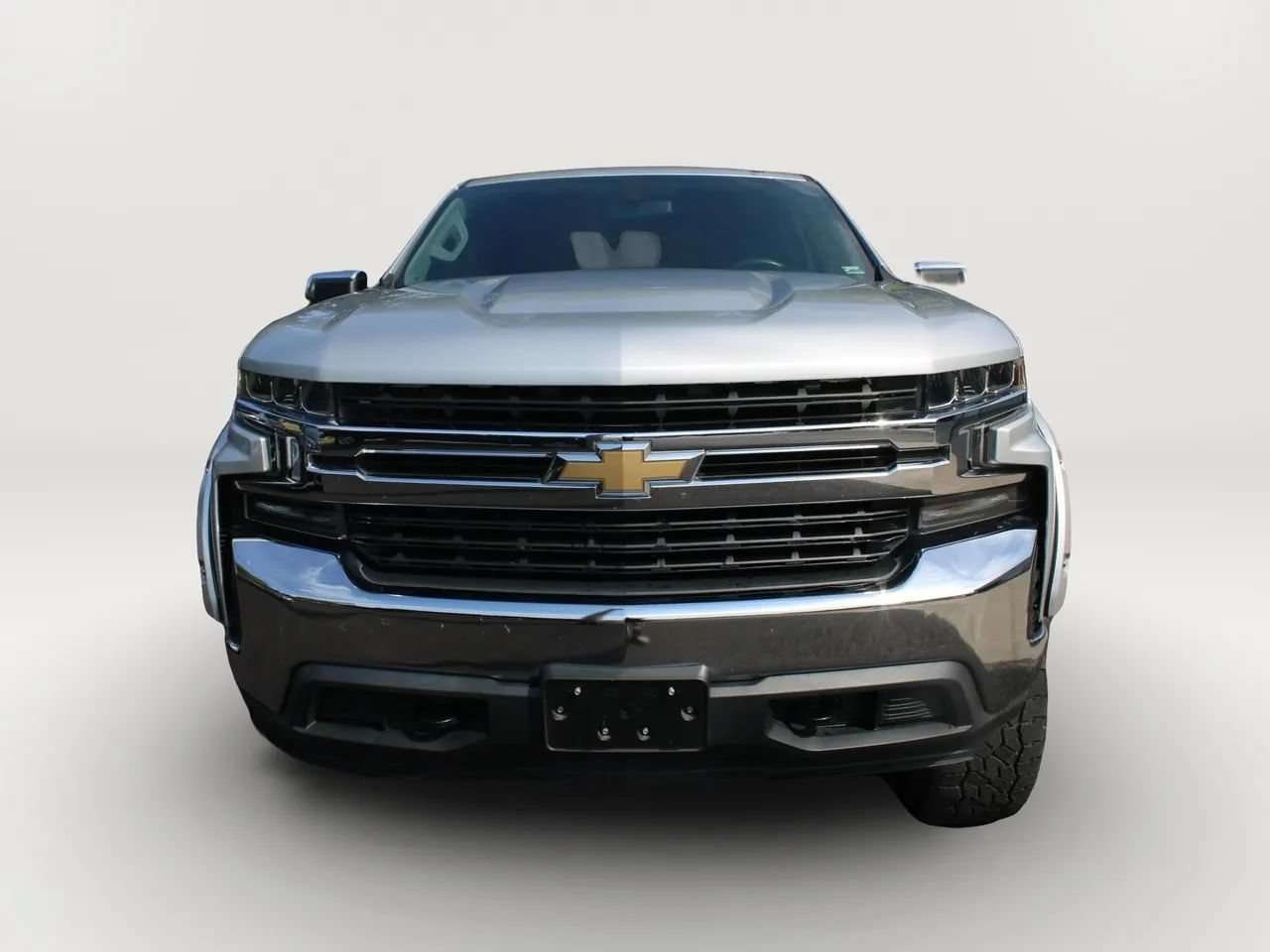 Used 2020 Chevrolet Silverado 1500 LT AWD/4WD image 2