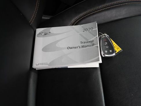 Used 2020 Chevrolet Traverse RS image 74